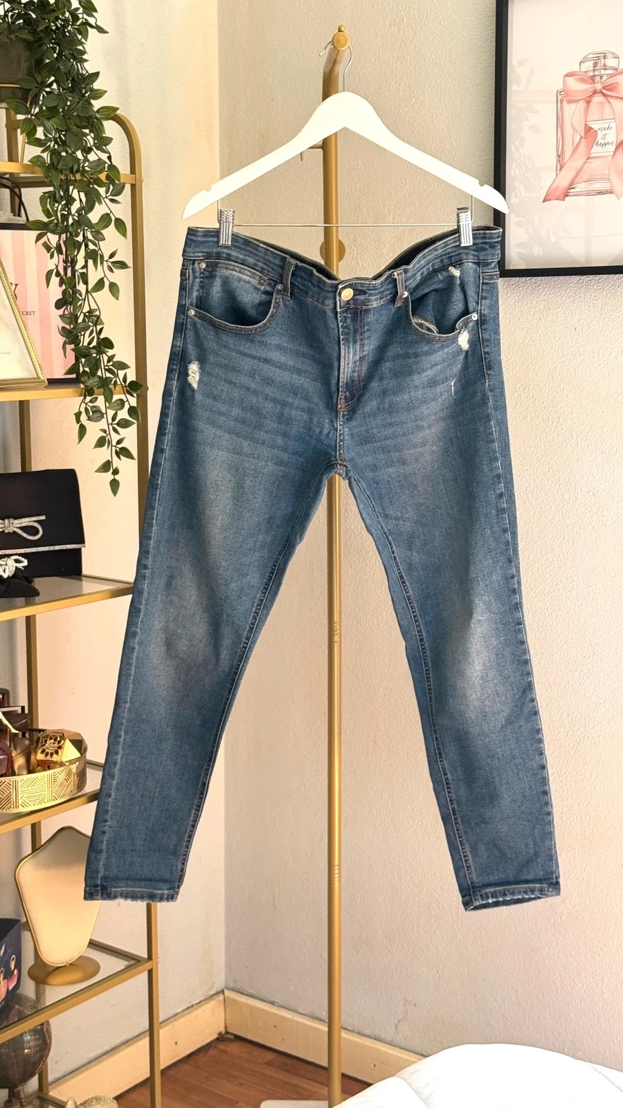 Lindo Jeans Azul Stradivarius • 44 • TN277
